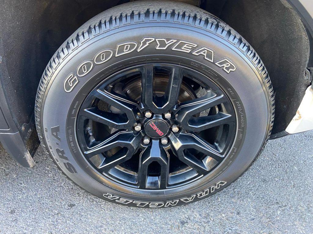 used 2020 GMC Sierra 1500 car, priced at $37,975