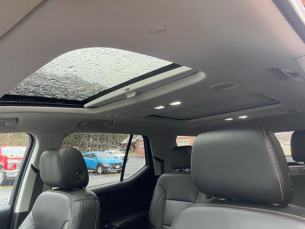 used 2021 Chevrolet Traverse car, priced at $26,975