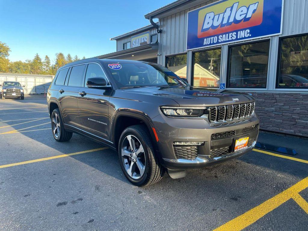 used 2024 Jeep Grand Cherokee L car, priced at $38,975