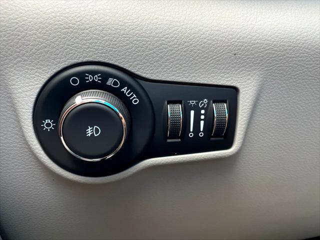 used 2022 Jeep Compass car, priced at $25,475