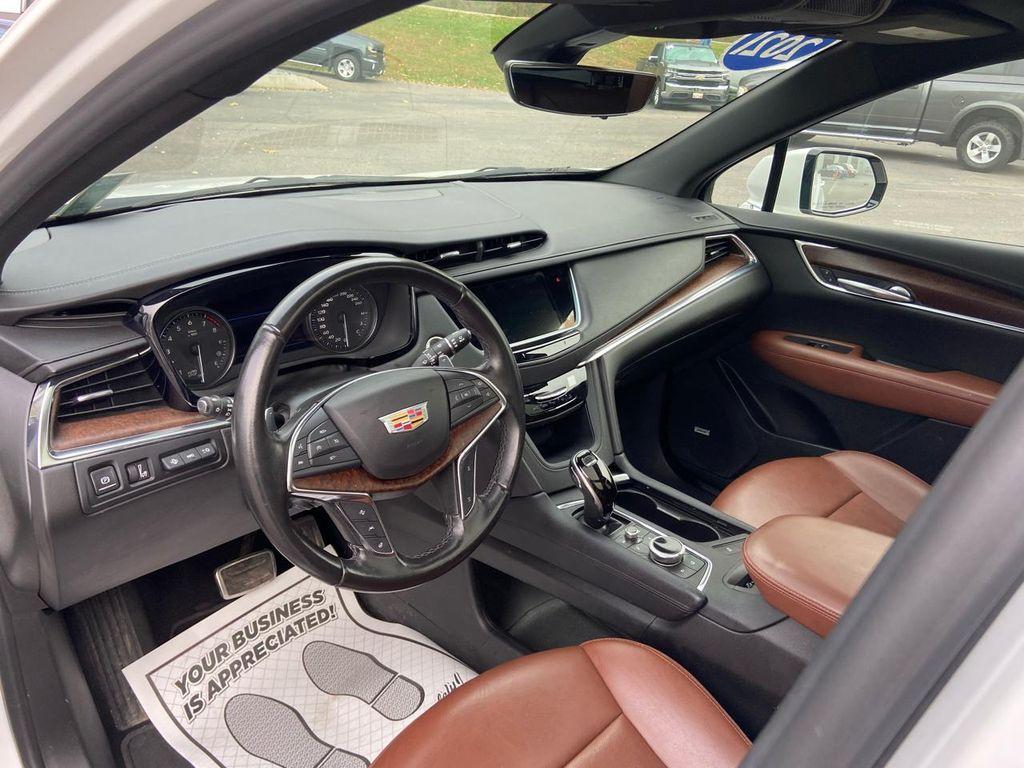 used 2021 Cadillac XT5 car, priced at $33,975