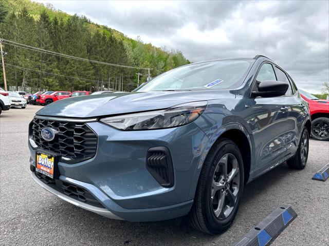 used 2023 Ford Escape car, priced at $28,475