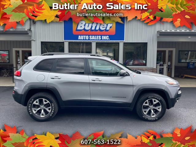 used 2015 Jeep Cherokee car, priced at $19,975