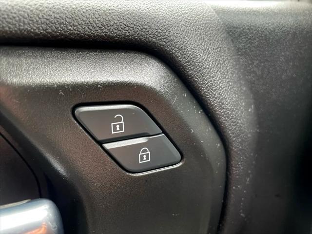 used 2024 Chevrolet Silverado 1500 car, priced at $33,975