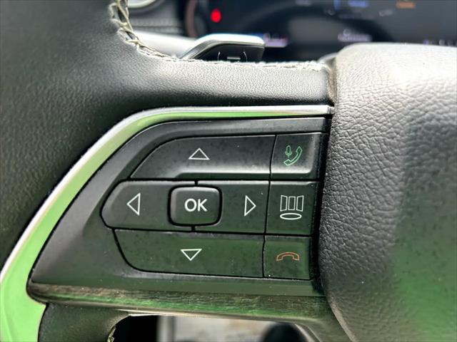 used 2023 Jeep Grand Cherokee car, priced at $34,975