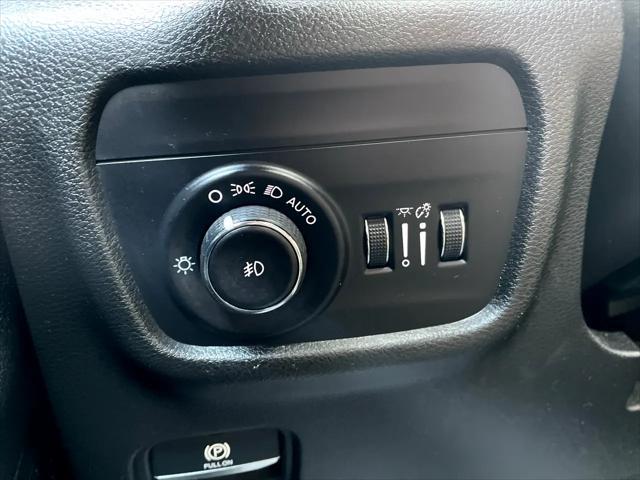 used 2023 Jeep Grand Cherokee car, priced at $34,975