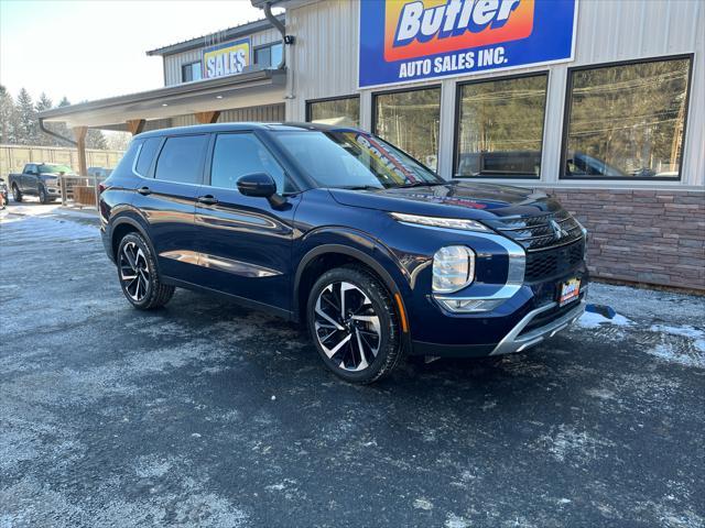 used 2023 Mitsubishi Outlander car, priced at $25,975