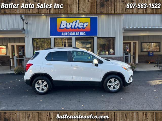 used 2022 Chevrolet Trax car, priced at $18,975