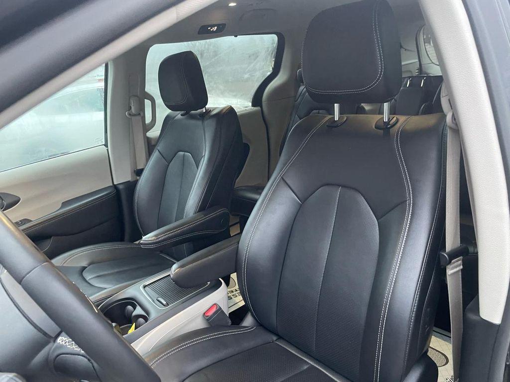 used 2024 Chrysler Pacifica car, priced at $30,975