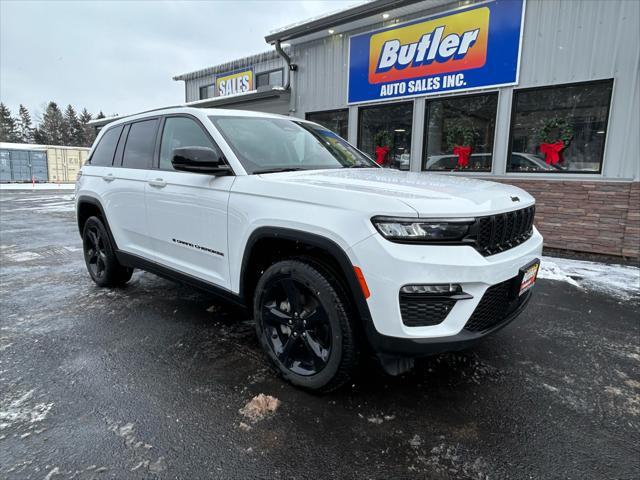 used 2023 Jeep Grand Cherokee car, priced at $39,970