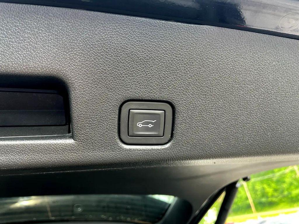 used 2024 GMC Acadia car, priced at $43,975
