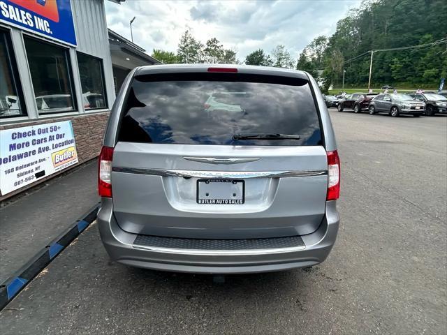 used 2015 Chrysler Town & Country car, priced at $12,975