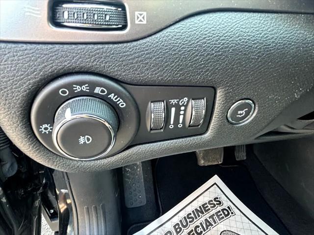 used 2022 Jeep Cherokee car, priced at $28,975