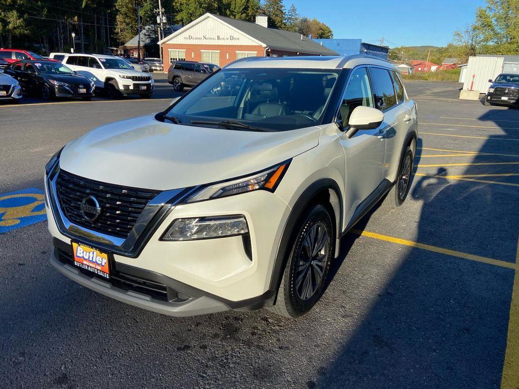 used 2021 Nissan Rogue car, priced at $21,975