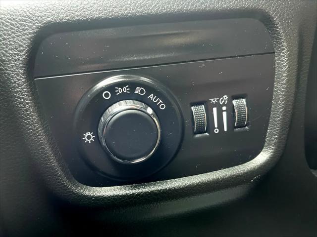 used 2023 Jeep Grand Cherokee car, priced at $34,975