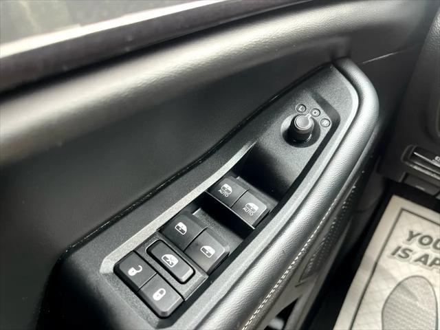 used 2023 Jeep Grand Cherokee car, priced at $34,975
