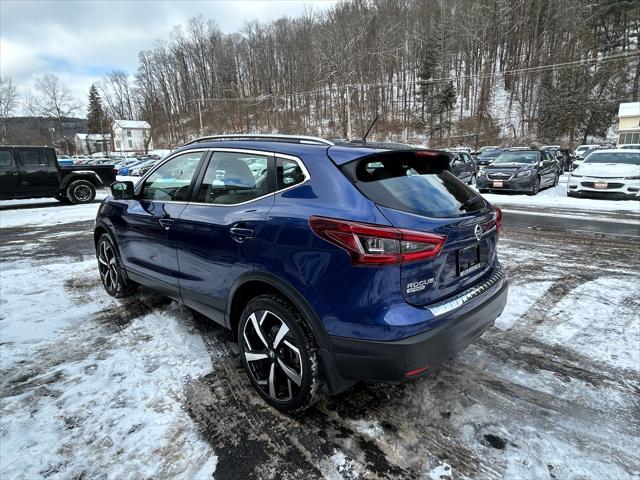 used 2022 Nissan Rogue Sport car, priced at $24,975