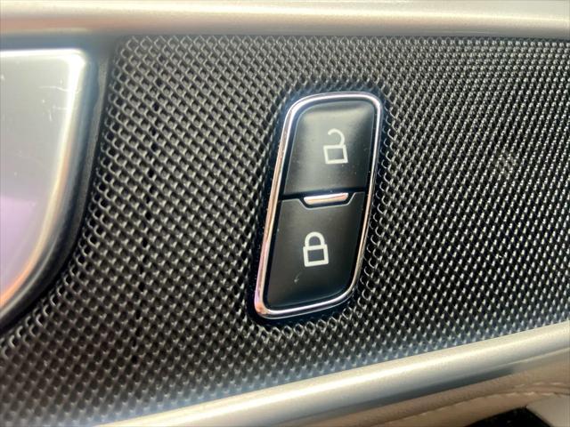 used 2022 Ford Explorer car, priced at $31,975