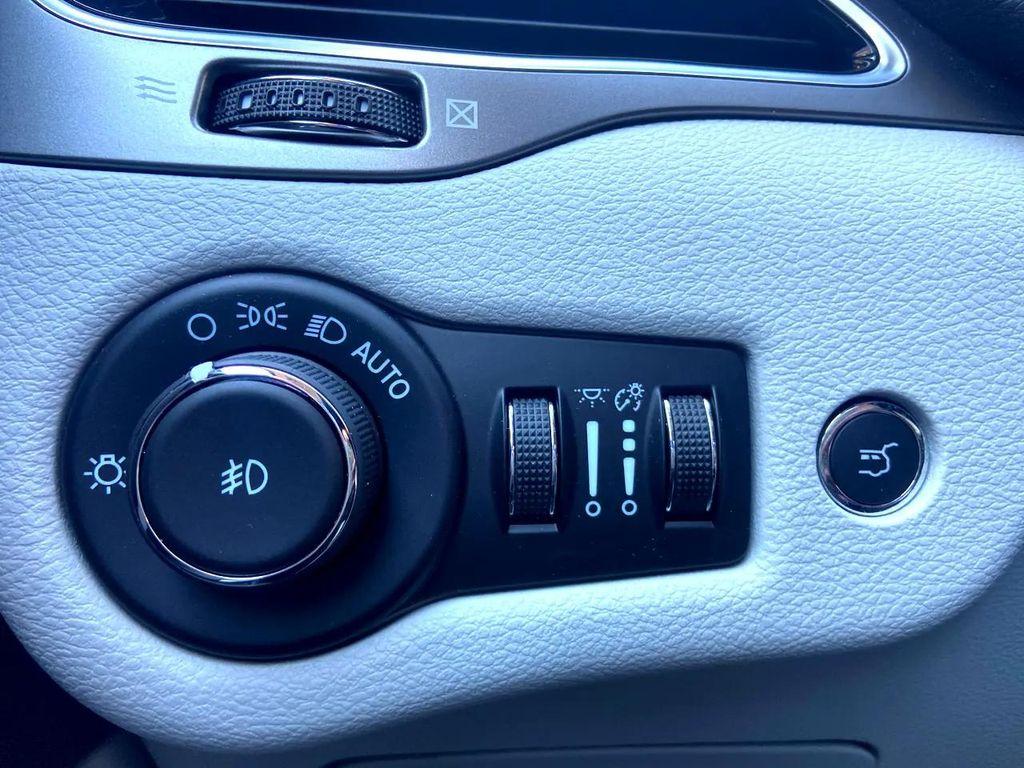 used 2022 Jeep Cherokee car, priced at $28,975