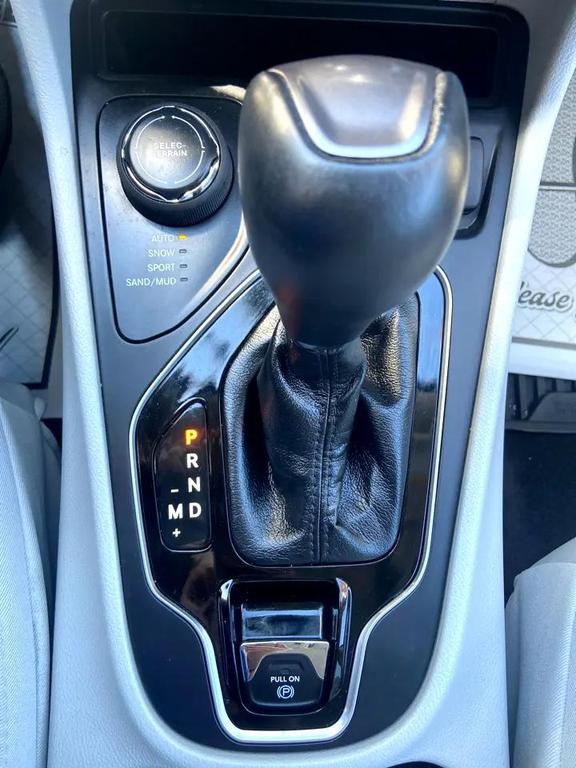 used 2022 Jeep Cherokee car, priced at $28,975