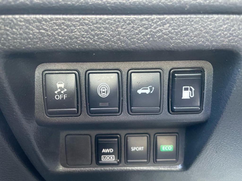 used 2019 Nissan Rogue car, priced at $17,475