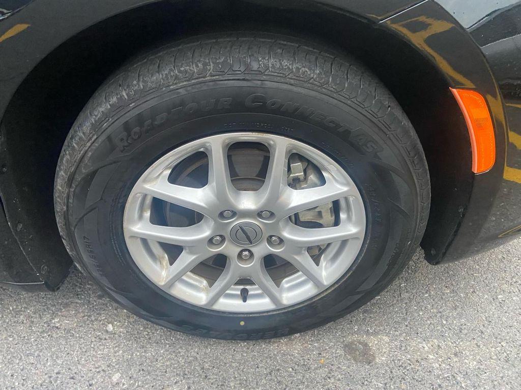 used 2024 Chrysler Pacifica car, priced at $30,975