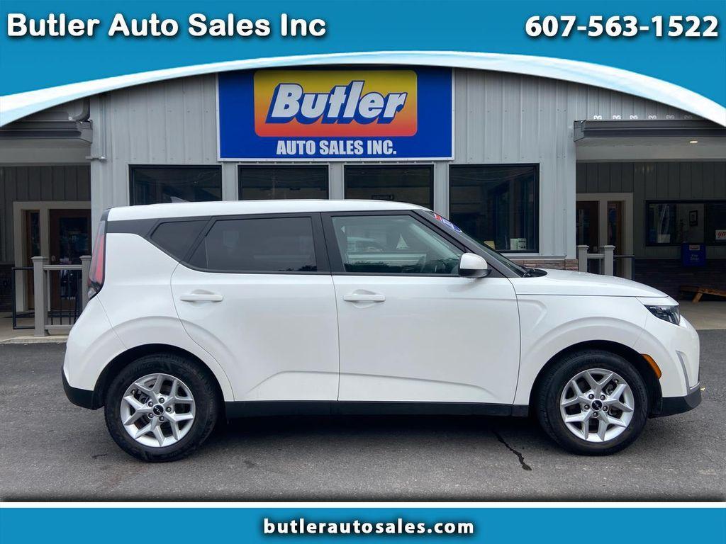 used 2024 Kia Soul car, priced at $16,975