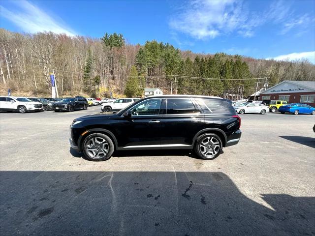 used 2024 Hyundai Palisade car, priced at $42,975