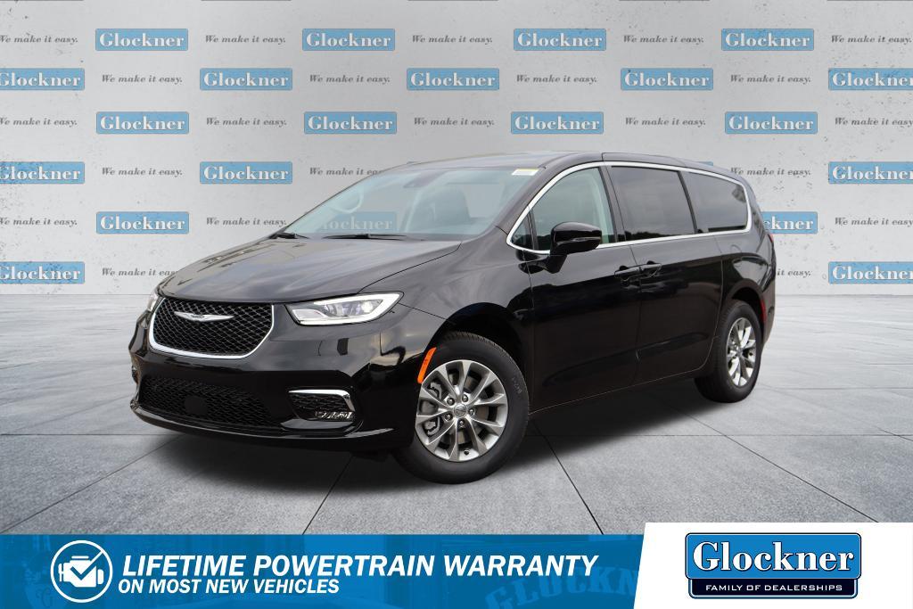 new 2024 Chrysler Pacifica car, priced at $45,450