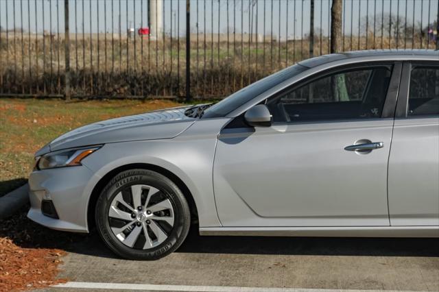 used 2020 Nissan Altima car, priced at $11,999