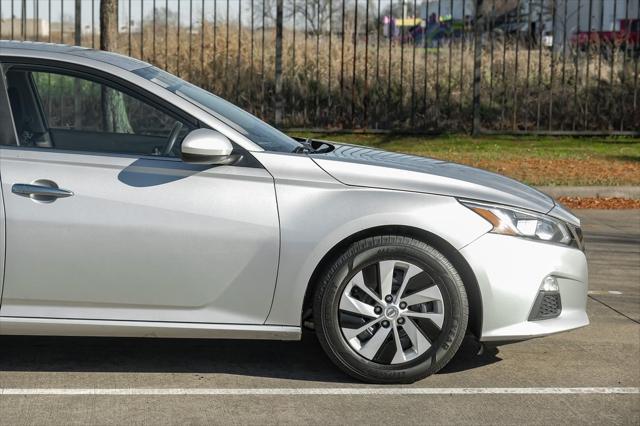 used 2020 Nissan Altima car, priced at $11,999