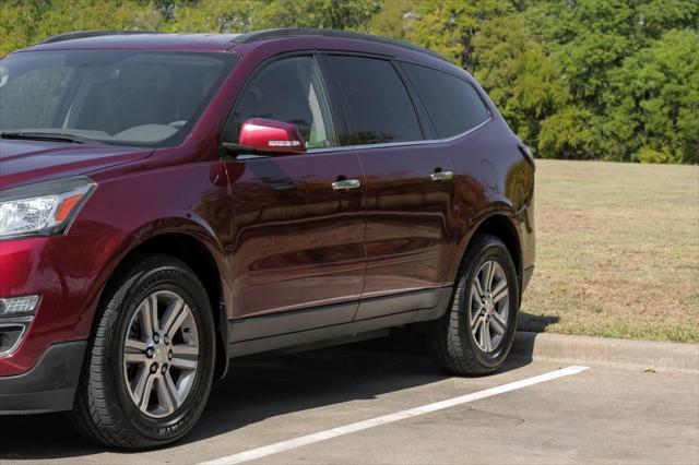 used 2017 Chevrolet Traverse car, priced at $10,491