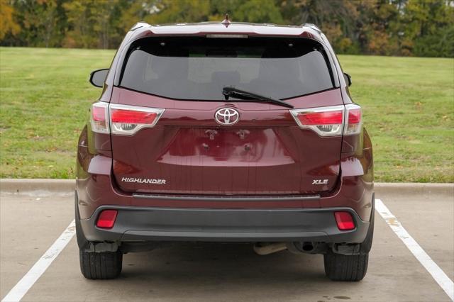 used 2016 Toyota Highlander car, priced at $18,749