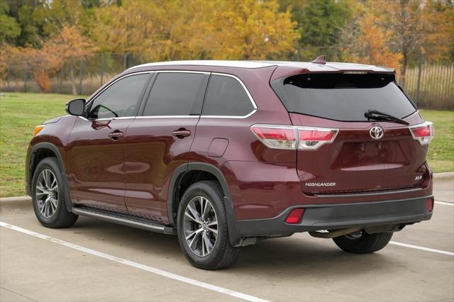 used 2016 Toyota Highlander car, priced at $18,749