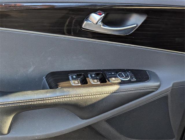 used 2020 Kia Sorento car, priced at $16,935