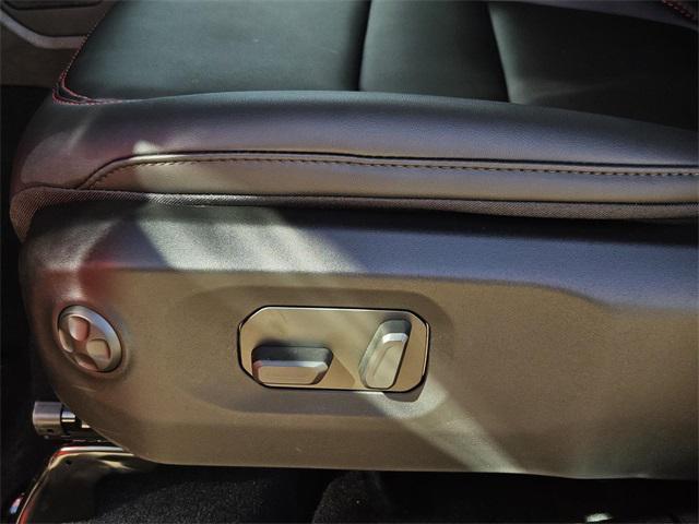 new 2025 Jeep Wrangler car, priced at $58,833