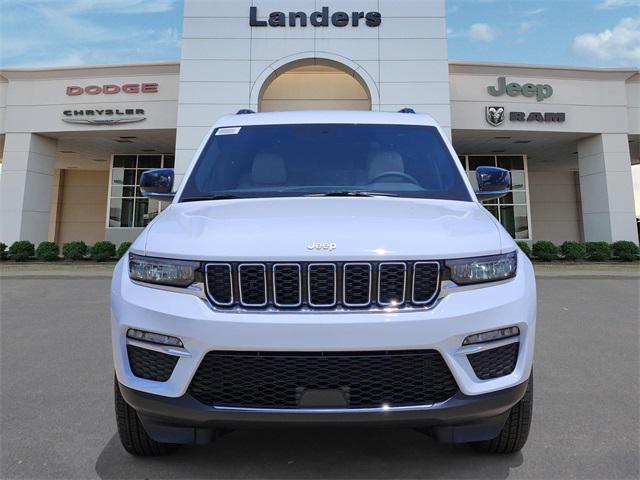 new 2025 Jeep Grand Cherokee car, priced at $40,286