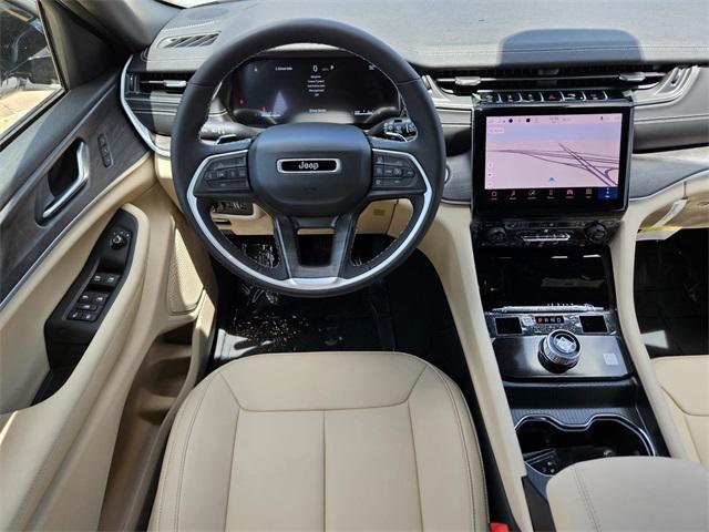 new 2025 Jeep Grand Cherokee car, priced at $40,286