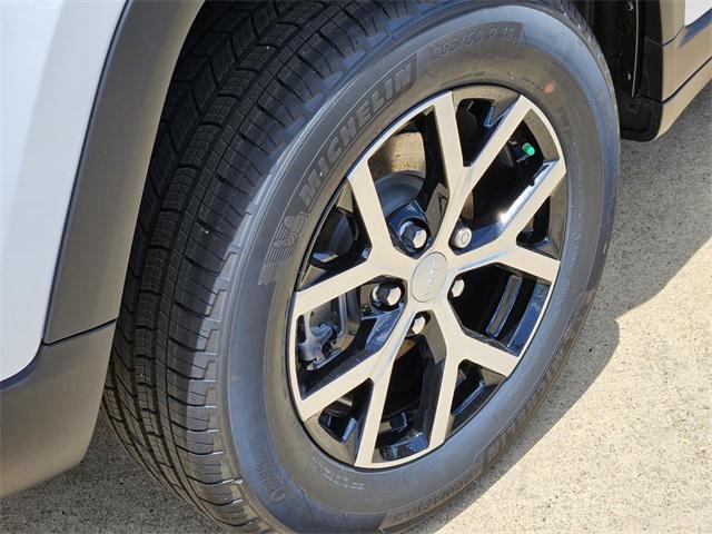 new 2025 Jeep Grand Cherokee car, priced at $40,286