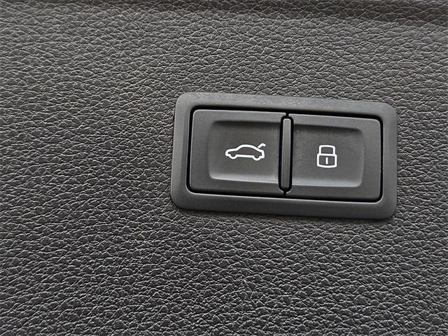 used 2021 Audi Q5 car, priced at $23,998