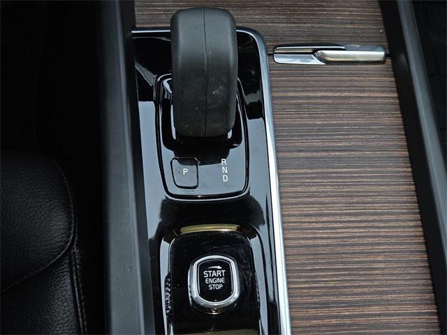 used 2022 Volvo XC60 car, priced at $22,995