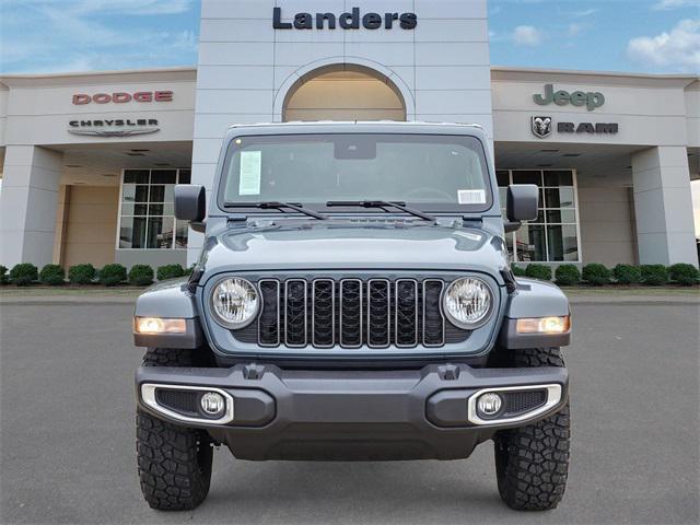 new 2025 Jeep Gladiator car, priced at $45,157