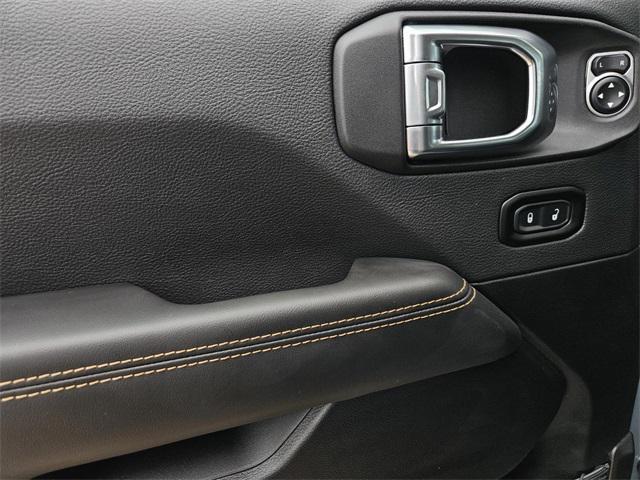 new 2025 Jeep Gladiator car, priced at $45,157
