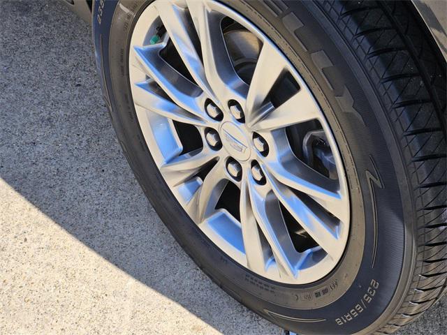 used 2020 Cadillac XT5 car, priced at $20,924