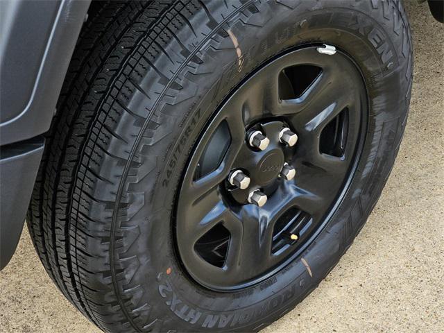 new 2025 Jeep Wrangler car, priced at $40,645