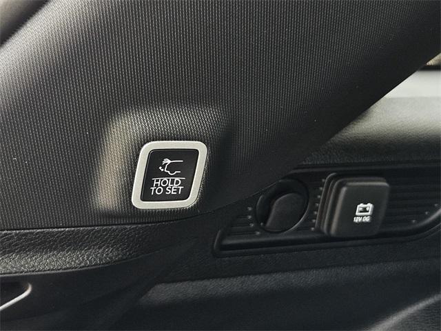used 2024 Jeep Grand Cherokee car, priced at $37,411