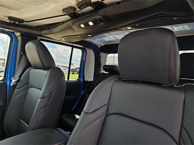 new 2025 Jeep Gladiator car, priced at $47,730