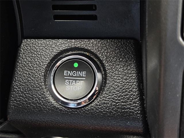 used 2021 Ford Expedition car, priced at $28,283
