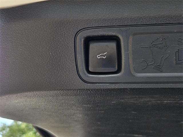 used 2021 Ford Expedition car, priced at $28,283