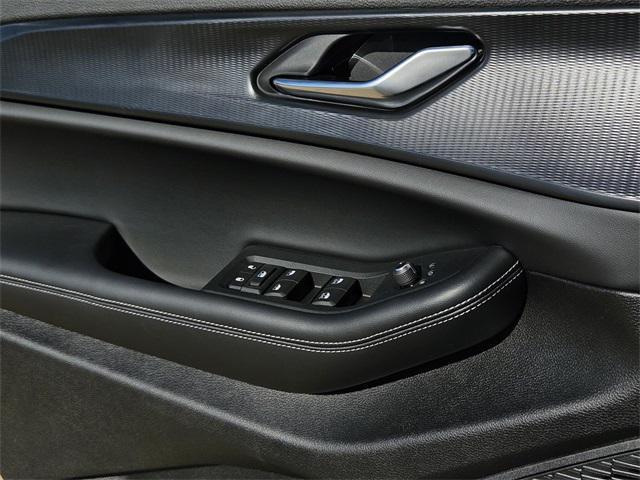 new 2025 Jeep Grand Cherokee car, priced at $39,780
